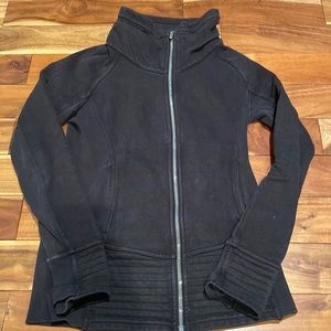 Lululemon black zip up sweatshirt!
